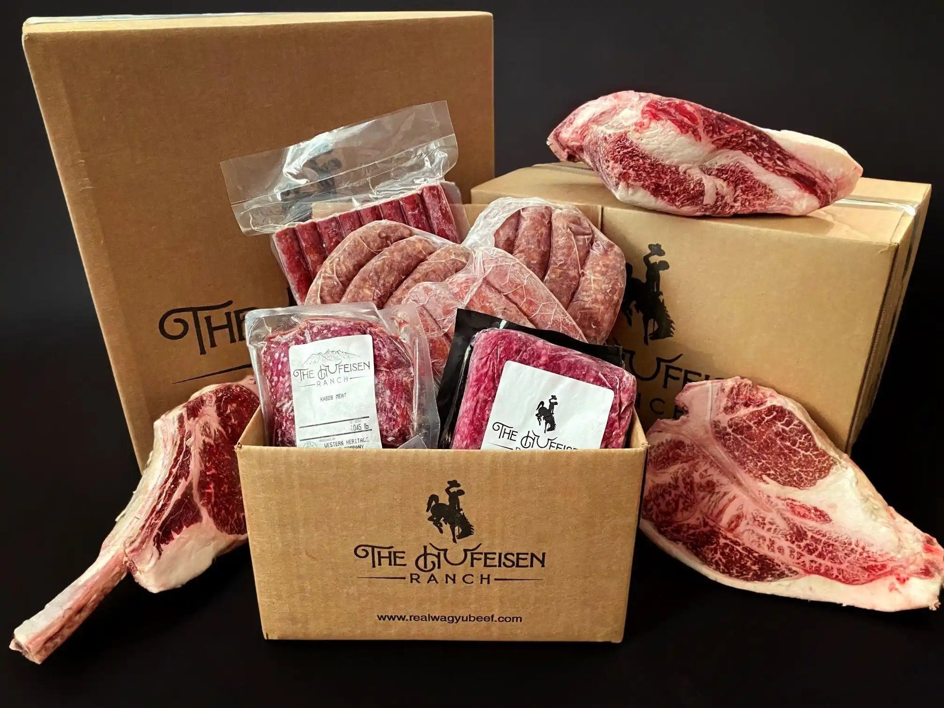 https://www.realwagyubeef.com/cdn/shop/products/100-all-natural-grass-fed-pasture-raised-wagyu-carnivore-man-gift-box-596100.jpg?v=1699662542&width=1946